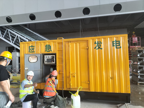 普安怎样判断空气滤清器是否需要更换？